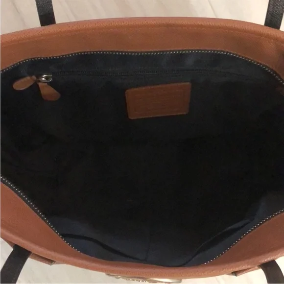Coach Brown Leather Structured Tote Full Zip Shoulder Bag Everyday - Picture 8 of 14